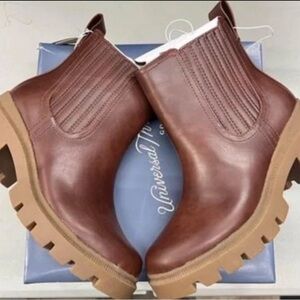 Universal Thread Women's Brown Ankle Boots